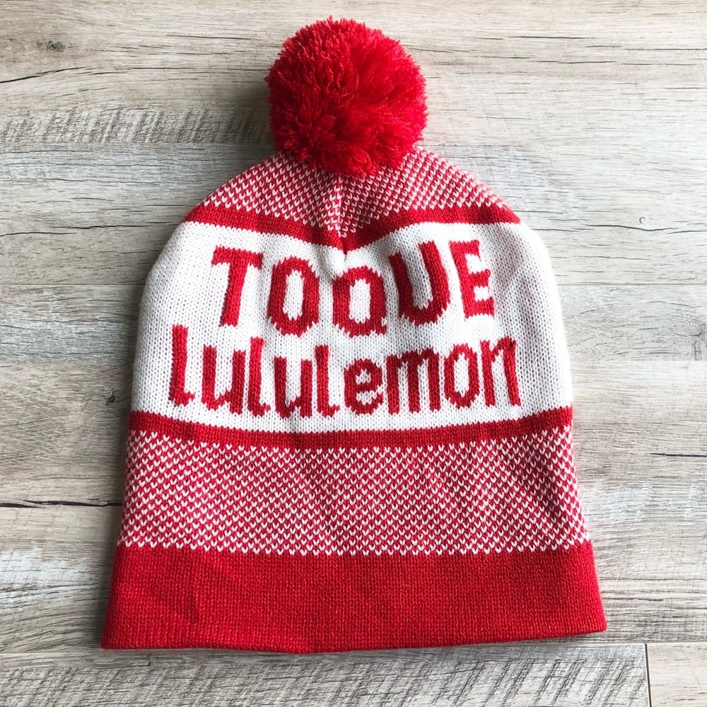Lululemon Rare Pompon Toque Aspen Beanie Red